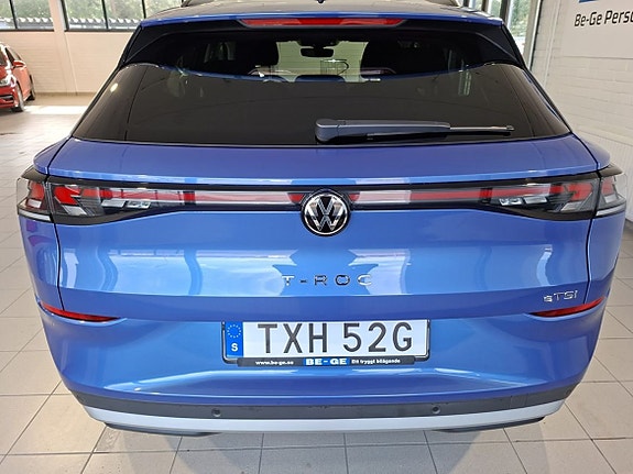 Volkswagen T-Roc 10 of 17