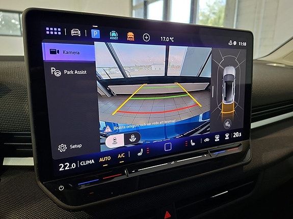 Volkswagen T-Roc 15 of 17