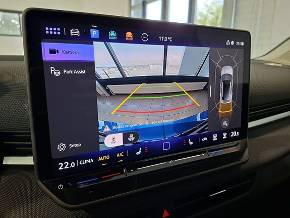 Volkswagen T-Roc 15 of 17