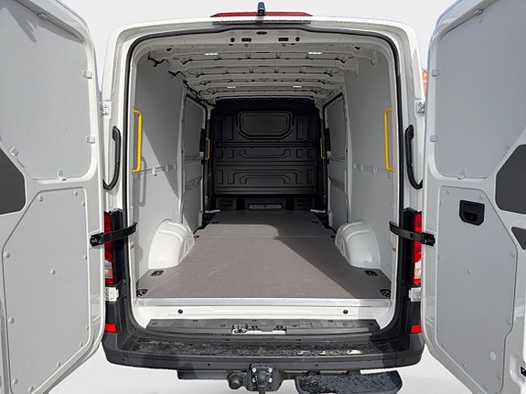 Volkswagen Crafter 35 24 of 27