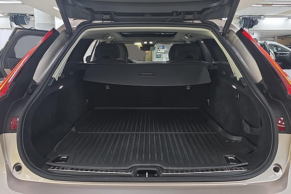Volvo V90 12 of 24