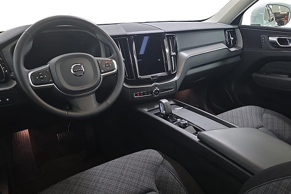 Volvo XC60 10 of 24