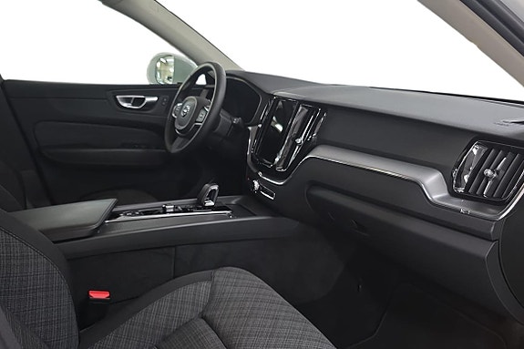 Volvo XC60 7 of 24