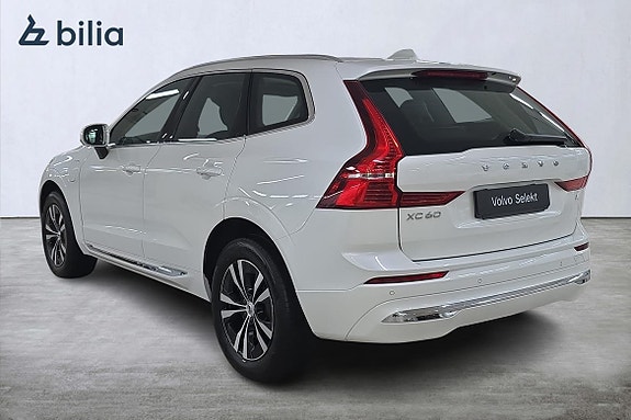 Volvo XC60 2 of 24