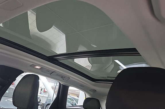 Volvo XC60 23 of 24