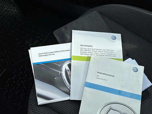 Volkswagen UP! 10 of 10