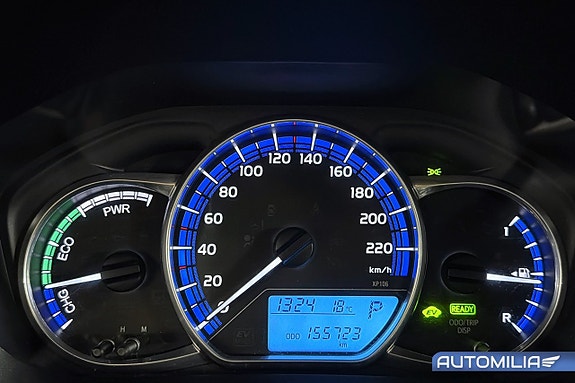 Toyota Yaris 7 of 15