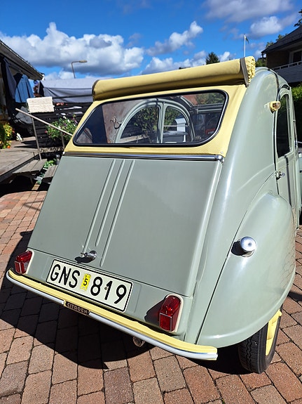 Citroen 2CV 4 of 5