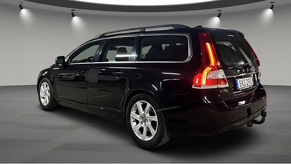 Volvo V70 4 of 9