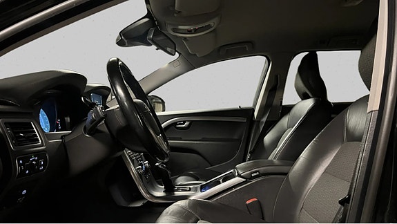 Volvo V70 5 of 9