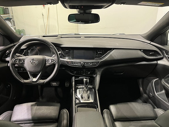 Opel Insignia 14 of 22
