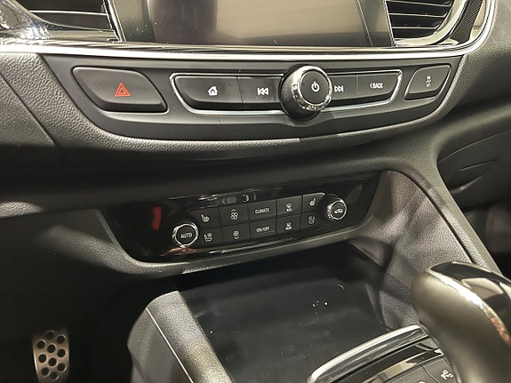 Opel Insignia 18 of 22