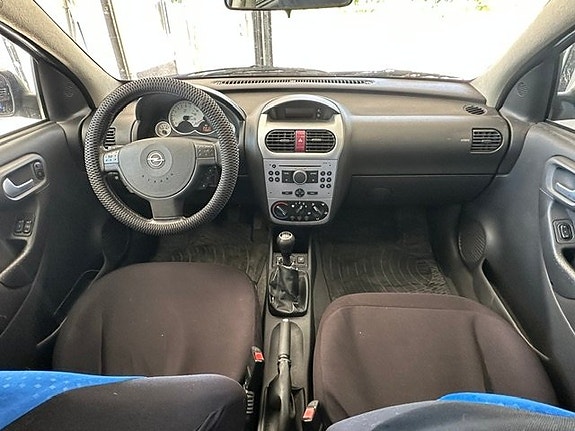 Opel Corsa 11 of 11