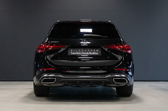 Mercedes-Benz C300 e 8 of 19