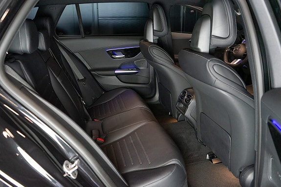 Mercedes-Benz C300 e 17 of 19