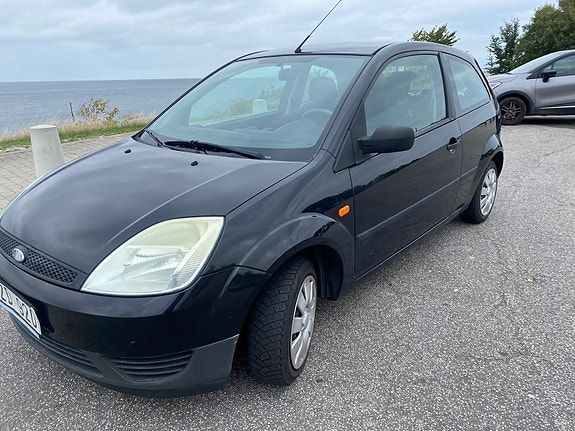 Ford Fiesta 5 of 7