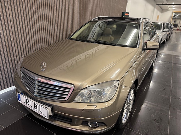 Mercedes-Benz C180 23 of 29