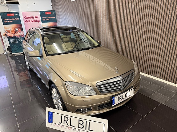Mercedes-Benz C180 3 of 29