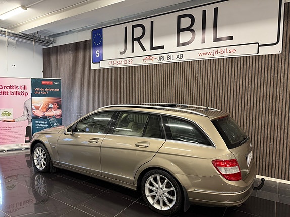 Mercedes-Benz C180 18 of 29