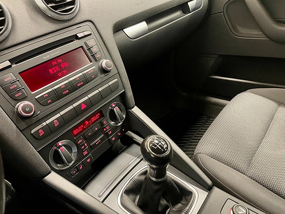 Audi A3 9 of 17
