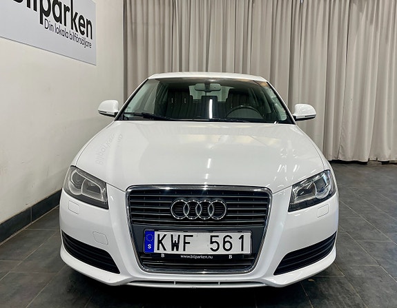 Audi A3 4 of 17