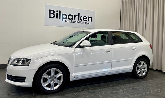 Audi A3 3 of 17