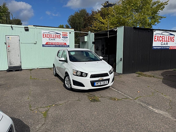 Chevrolet Aveo 2 of 13