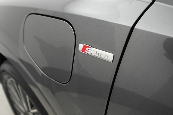 Audi Q3 25 of 25