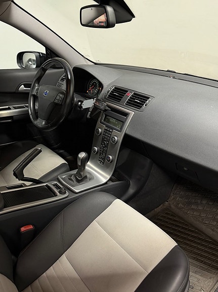 Volvo C30 9 of 16