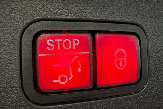 Mercedes-Benz E300 17 of 18