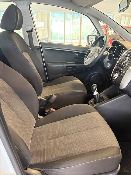Kia Venga 5 of 8
