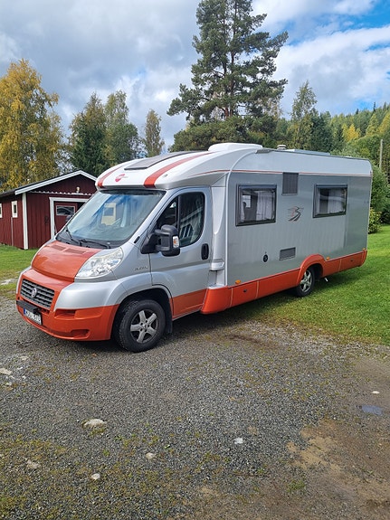 Bürstner Solano 4 of 7