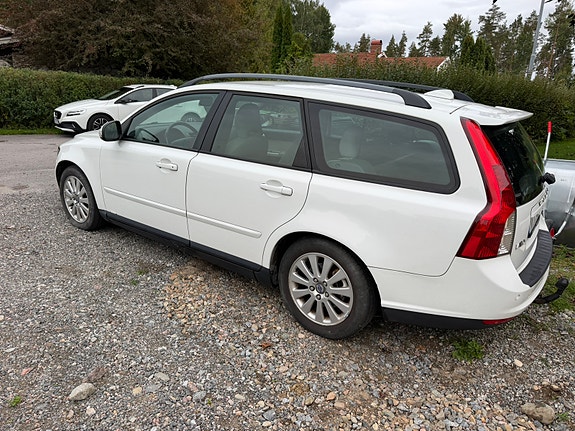 Volvo V50 9 of 12