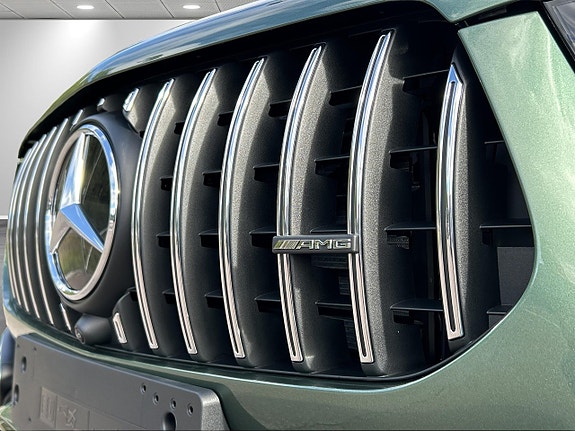 Mercedes-Benz GLE53 8 of 21