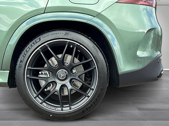 Mercedes-Benz GLE53 7 of 21