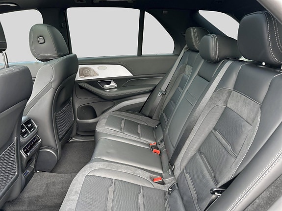 Mercedes-Benz GLE53 17 of 21