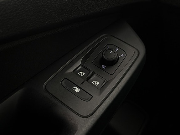 Volkswagen Caddy 16 of 30
