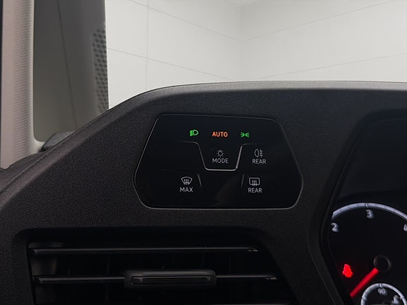 Volkswagen Caddy 17 of 30
