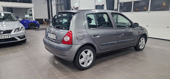 Renault Clio 5 of 13