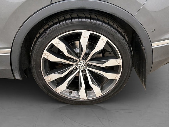 Volkswagen Tiguan 29 of 30