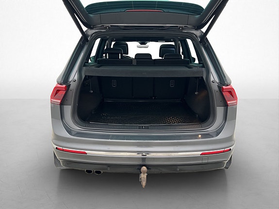 Volkswagen Tiguan 9 of 30