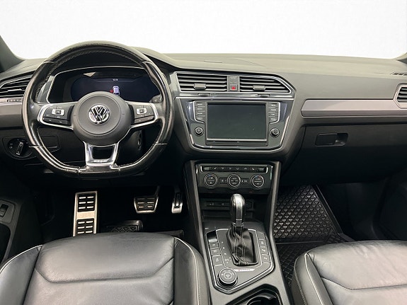Volkswagen Tiguan 11 of 30