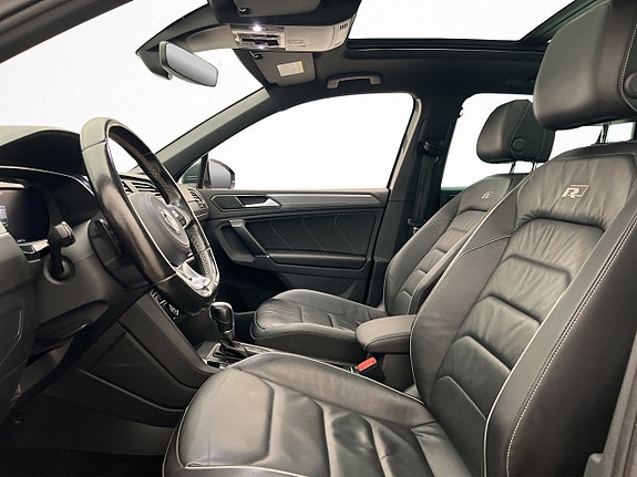 Volkswagen Tiguan 12 of 30