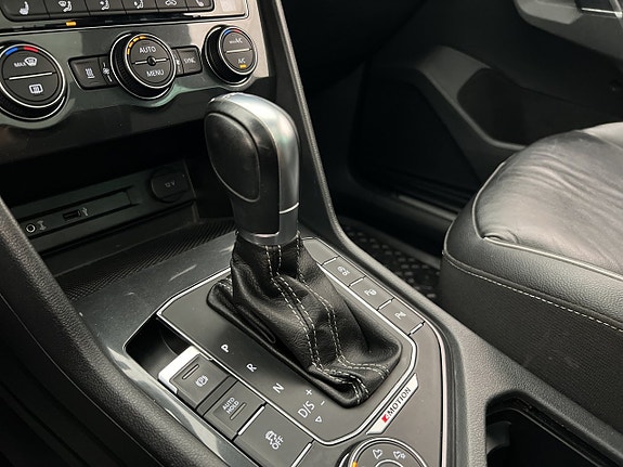 Volkswagen Tiguan 23 of 30