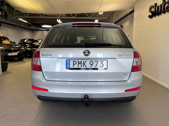 Skoda Octavia 10 of 22