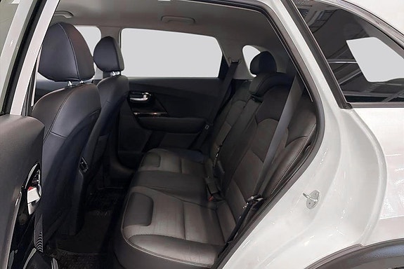 Kia Niro 9 of 19