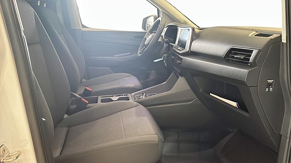 Ford Transit Connect 3 of 9