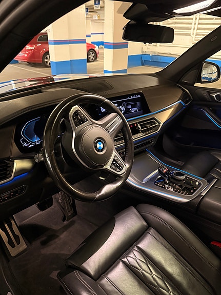 BMW X5 4 of 8
