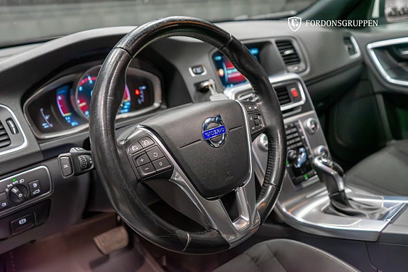 Volvo V60 17 of 24
