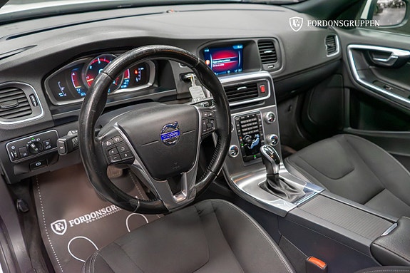 Volvo V60 16 of 24